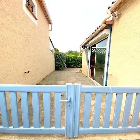 Villa De Pres De La - 6 Pers. - Fr-1-81-779