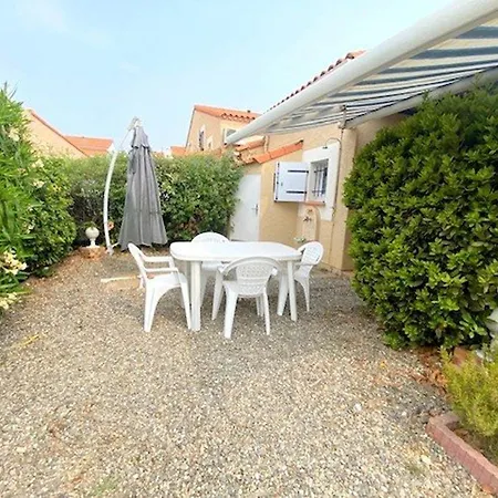 Villa De Pres De La - 6 Pers. - Fr-1-81-779